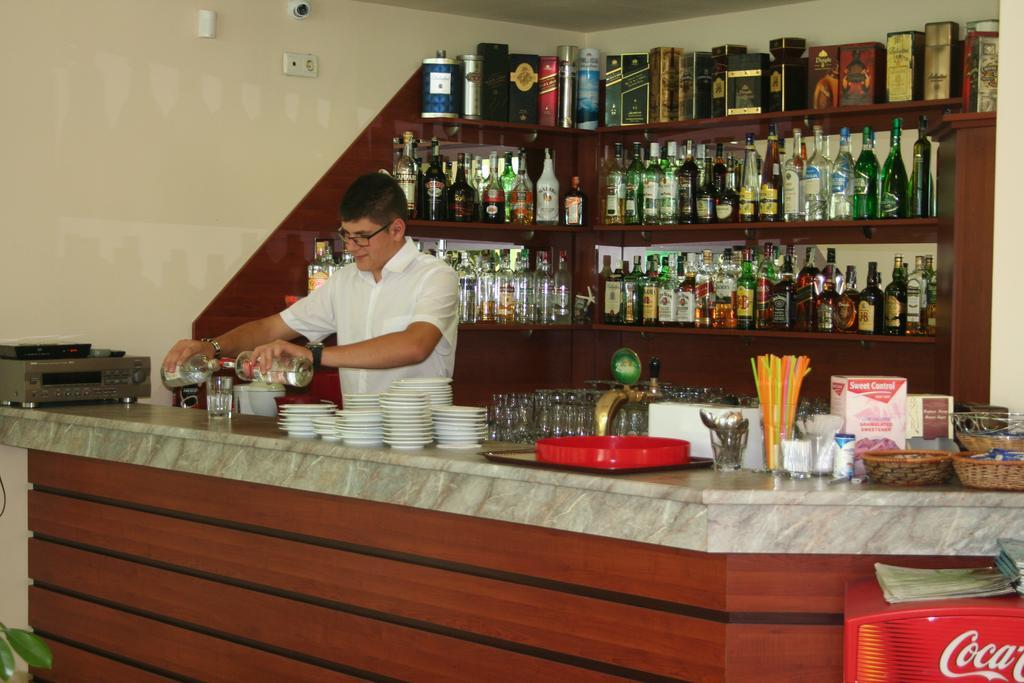 Family Hotel Aurelia ساني بيتش المظهر الخارجي الصورة