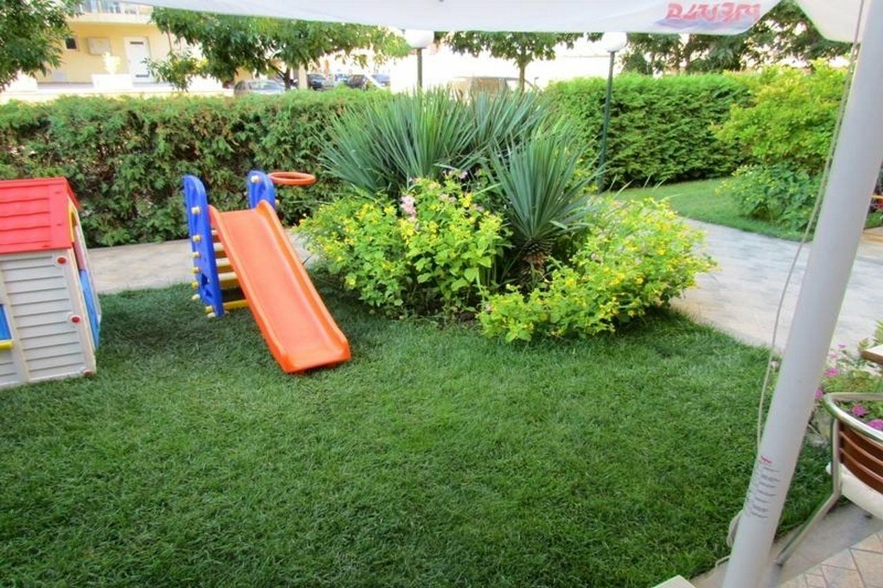 Family Hotel Aurelia ساني بيتش المظهر الخارجي الصورة